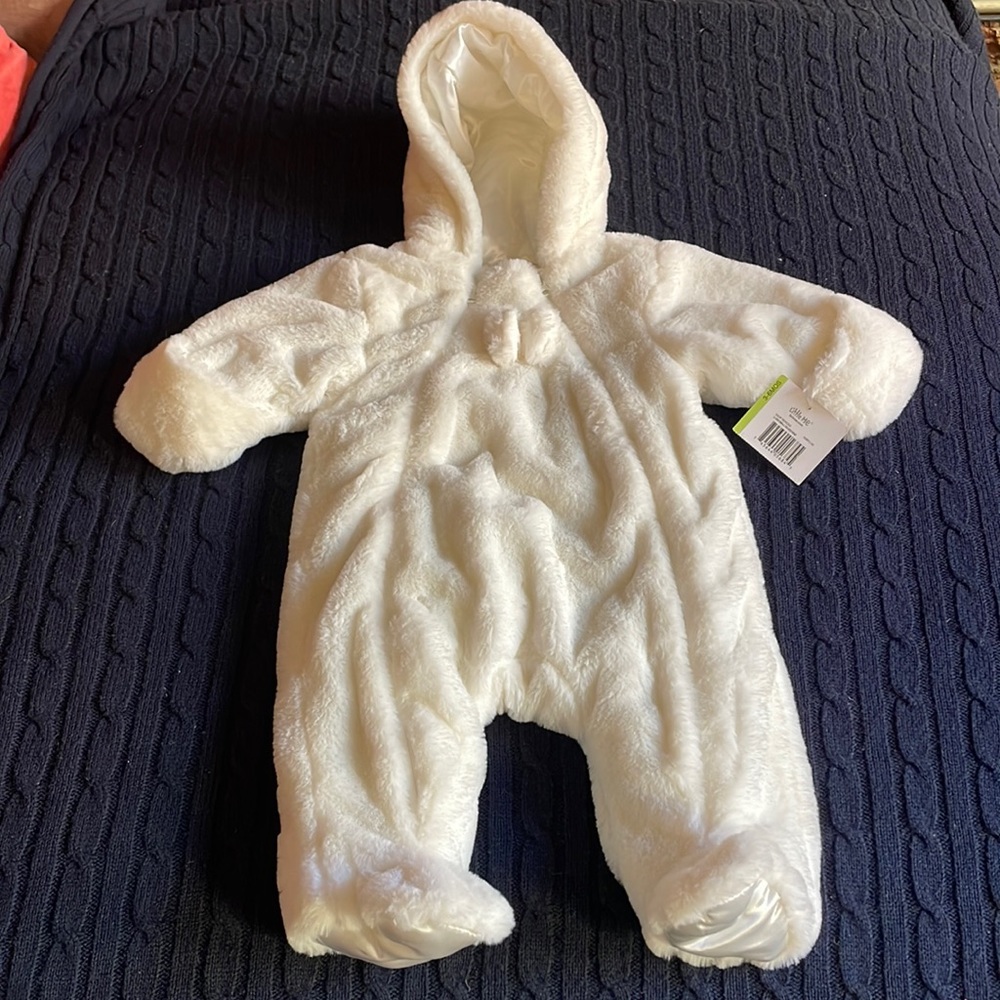 NWT super soft 3-6 month bunting/snow suit